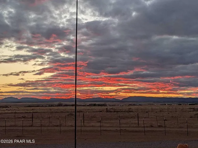 $535,000 | 26817 North Sweet Pea Bud Lane, Paulden, AZ 86334