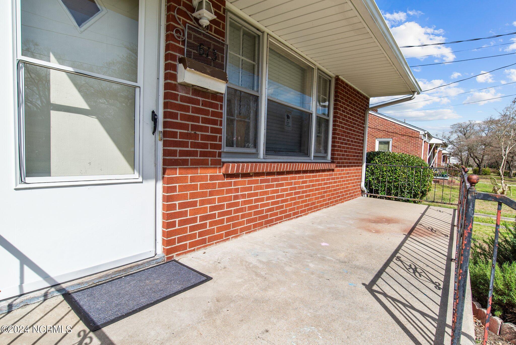 613 Daughety Road Kinston, NC 28501 - Photo 14 of 41 14-web-or-mls-DSC_8974