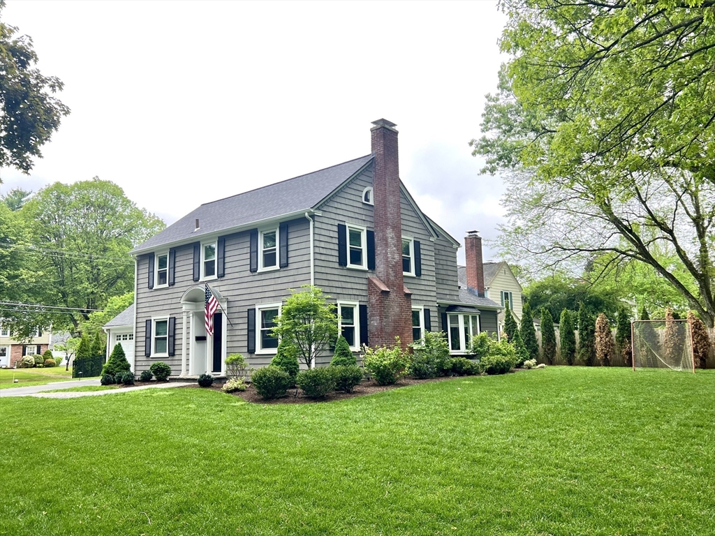 341 Farmington Road Longmeadow, MA 01106 - Photo 3 of 21 Gallery Image 3