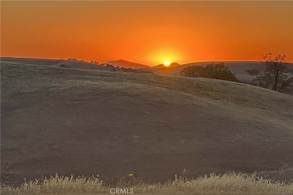 77505 Reinert Road San Miguel, CA 93451 - Photo 25 of 29 a view of a lake