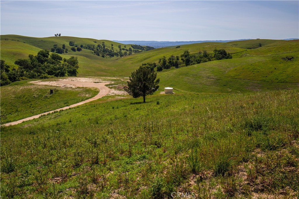 77505 Reinert Road San Miguel, CA 93451 - Photo 5 of 29 a view of a field with an ocean