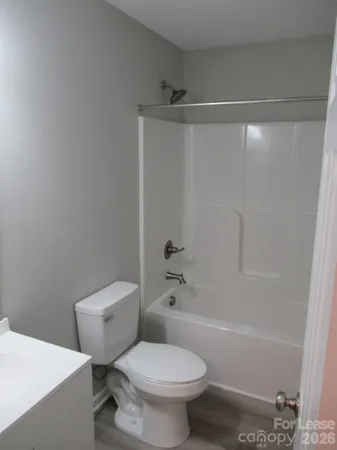 $1,350 | 174 Glen-Gar Drive, Lincolnton, NC 28092