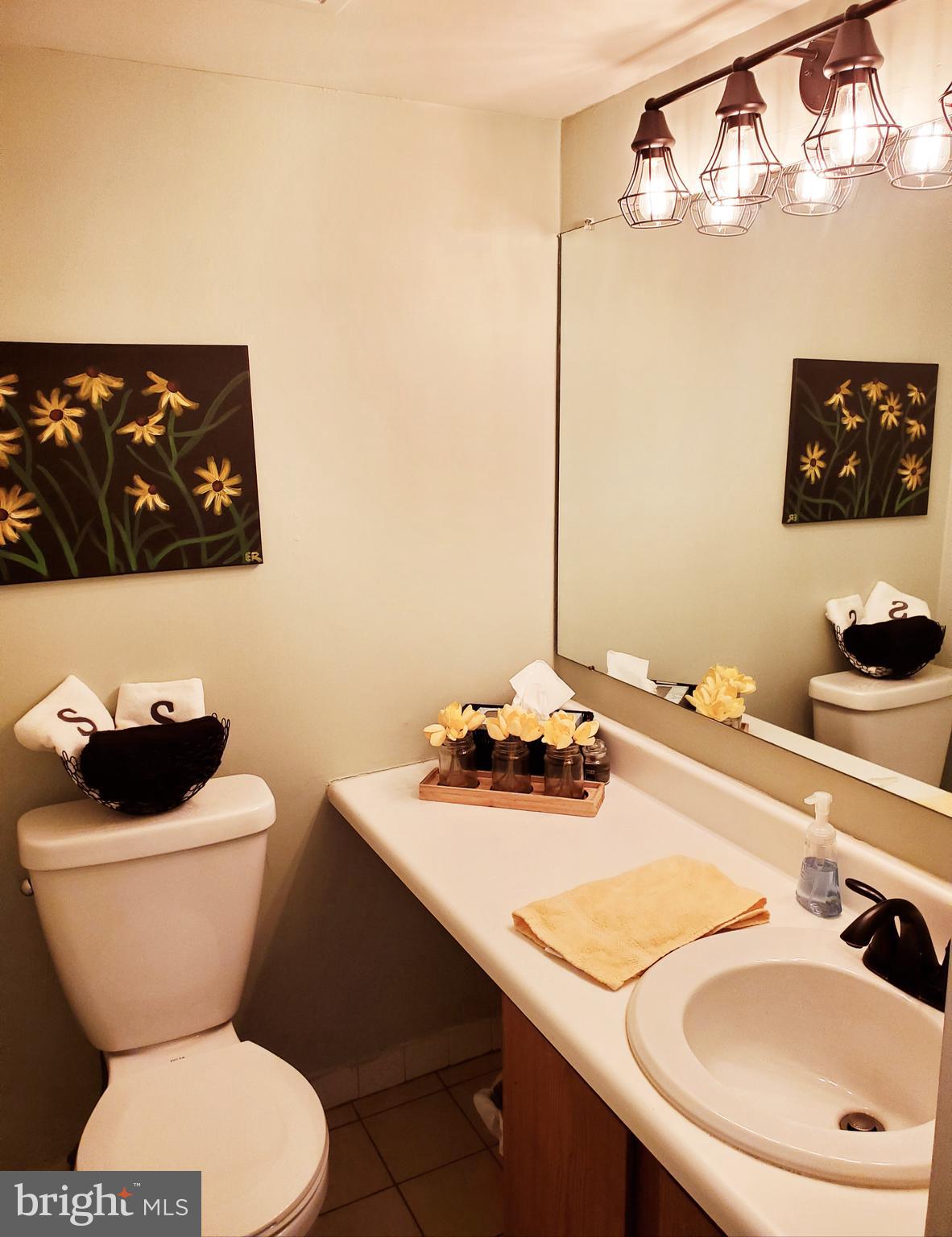 2201 Aspen Circle, Unit 2201B Springfield, PA 19064 - Photo 9 of 16 POWDER ROOM ON FIRST FLOOR