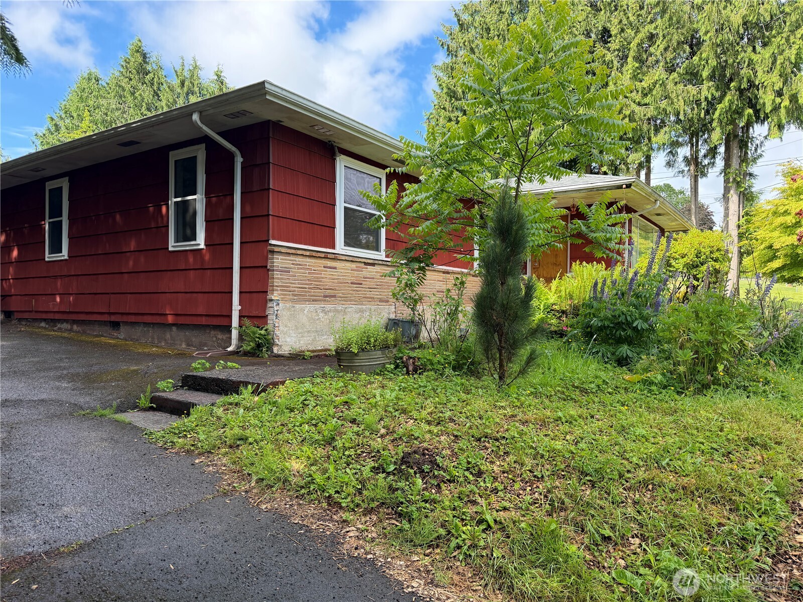 708 Olson Road Longview, WA 98632 - Photo 2 of 33