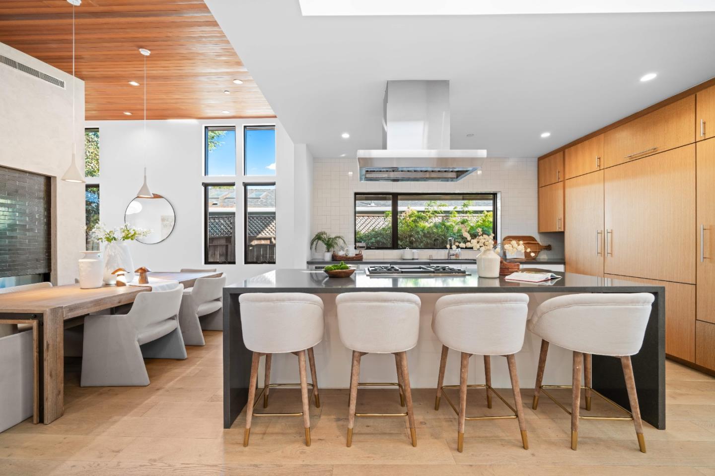 359 Stowell Avenue Sunnyvale, CA 94085 - Photo 17 of 53 a large kitchen with a table and chairs