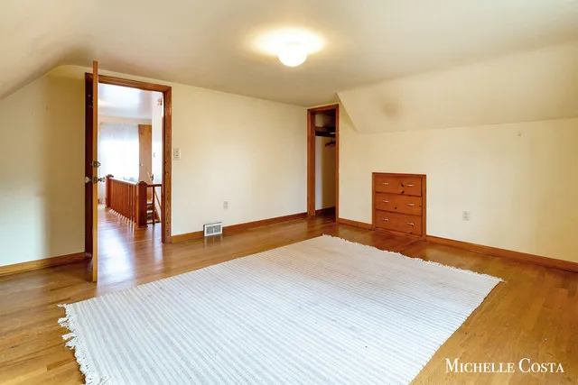 $300,000 | 13100 Grand River Drive Southeast, Lowell, MI 49331