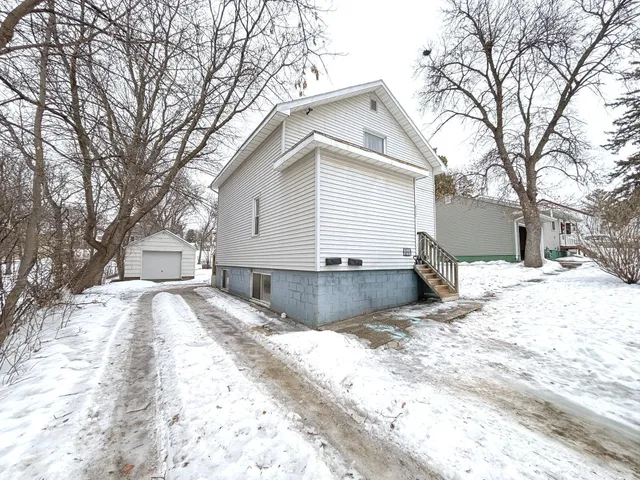 $169,900 | 822 West Maple Avenue, Fergus Falls, MN 56537