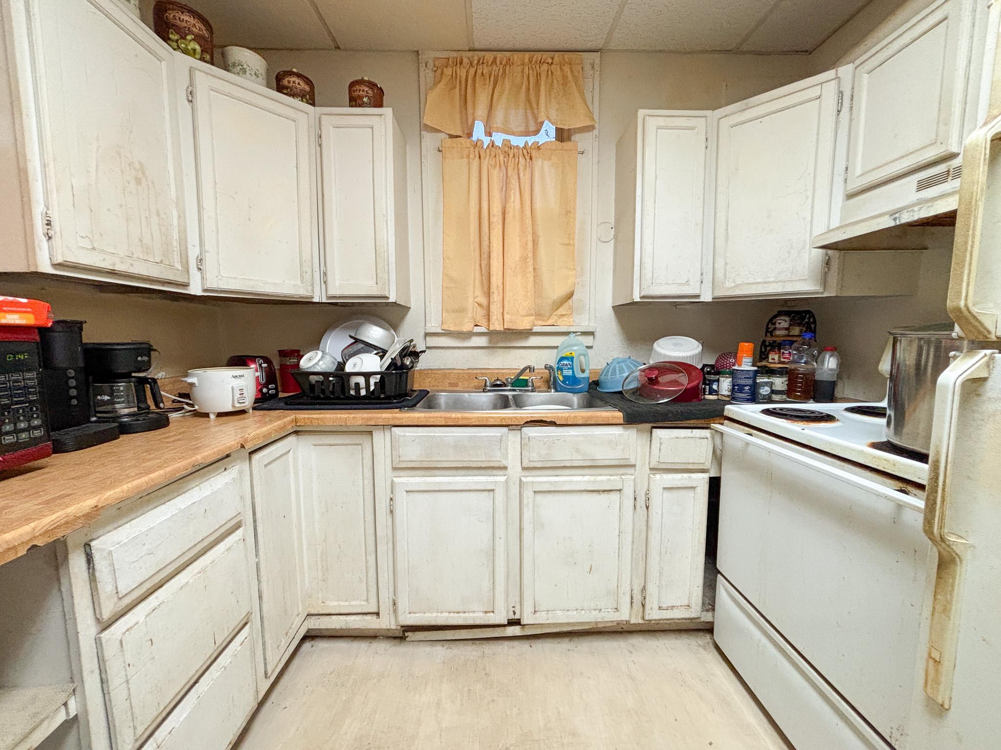 822 West Maple Avenue Fergus Falls, MN 56537 - Photo 10 of 43