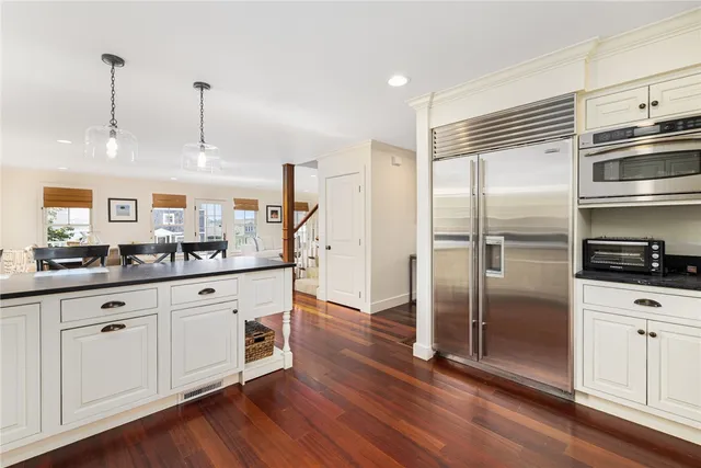 $6,000 | 44 Tuckerman Avenue, Middletown, RI 02842