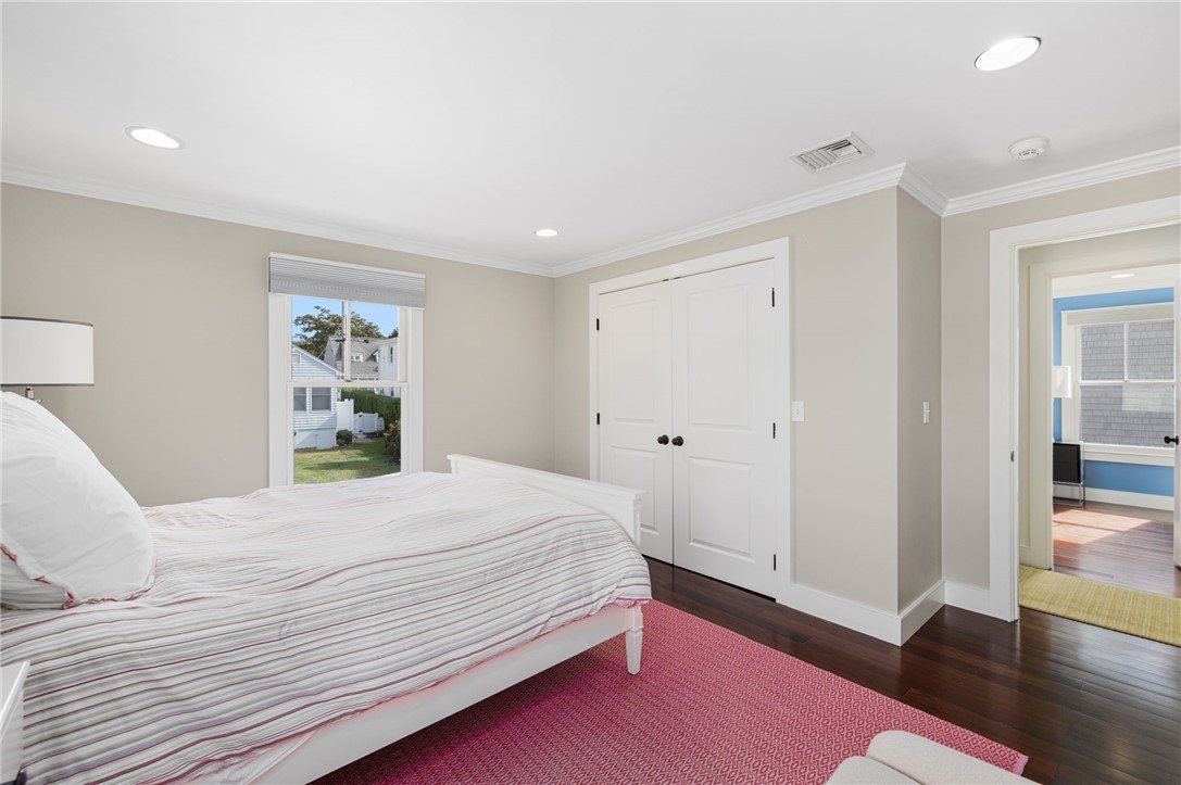 44 Tuckerman Avenue Middletown, RI 02842 - Photo 28 of 45