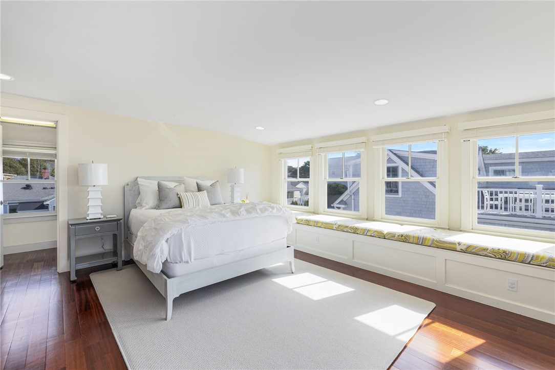 44 Tuckerman Avenue Middletown, RI 02842 - Photo 34 of 45