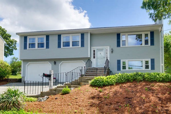 67 Stowecroft Road Arlington, MA 02474 - Photo 1 of 27 Gallery Image 1