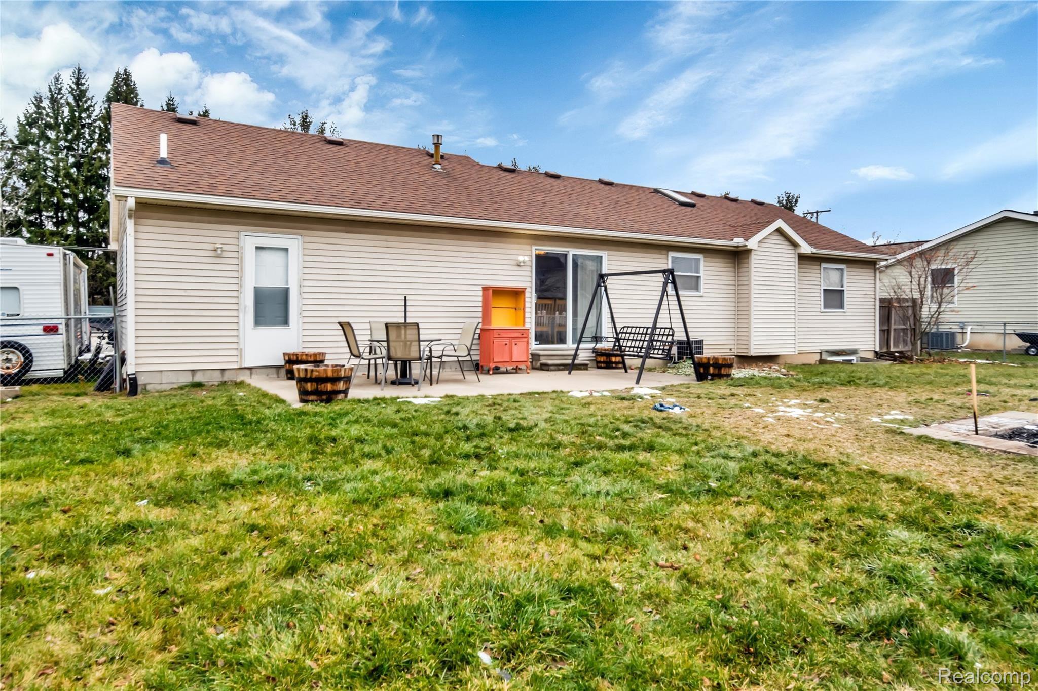 564 Range Road Marysville, MI 48040 - Photo 27 of 29 546 Range Rd - HD Drone Photography-28.jpg
