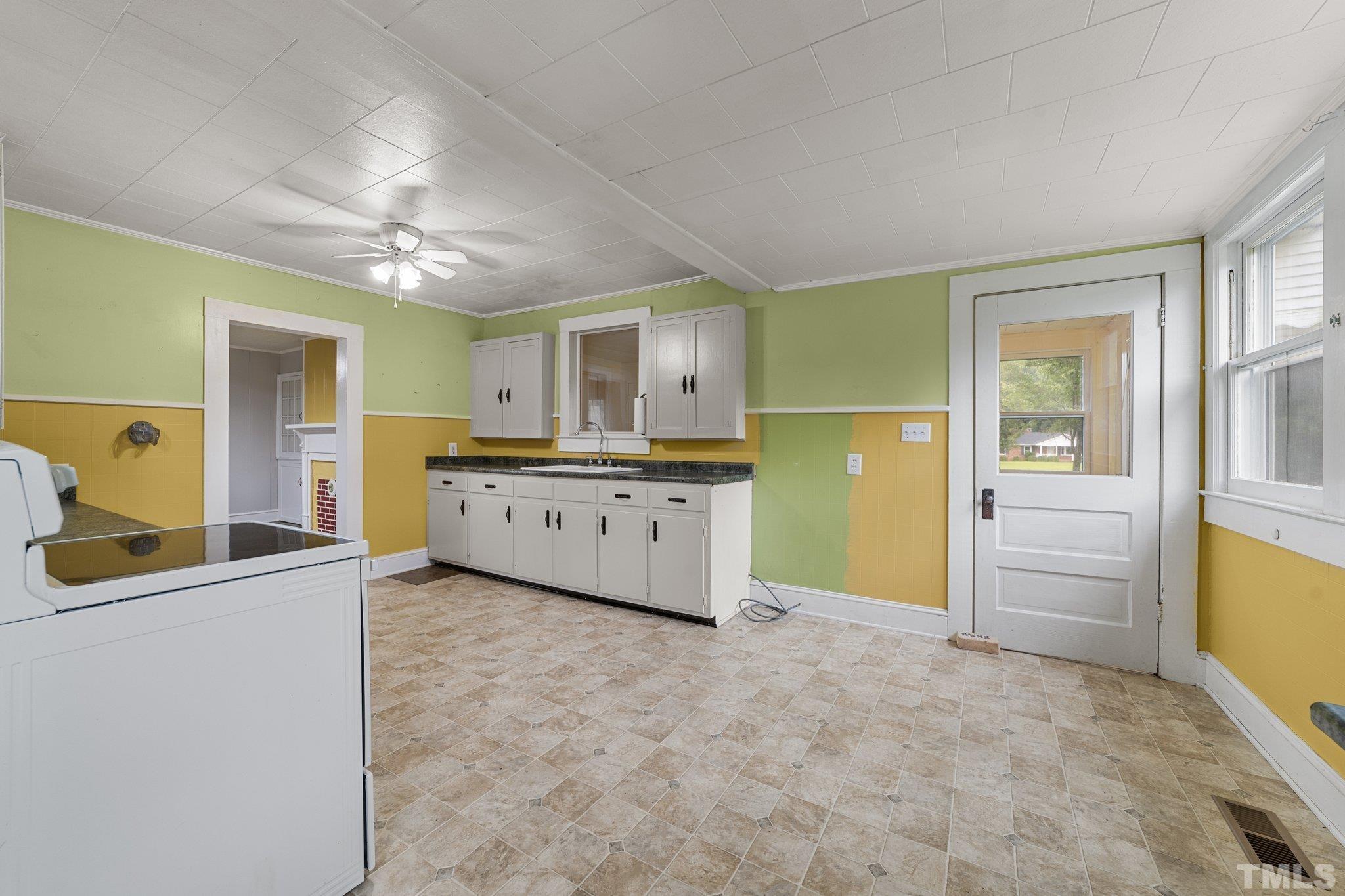 3159 Rogers Road Graham, NC 27253 - Photo 10 of 53 Gallery Image 10
