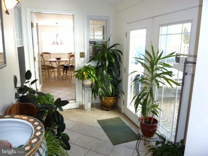 61 Longhurst Road Evesham, NJ 08053 - Photo 8 of 19 Sun Room