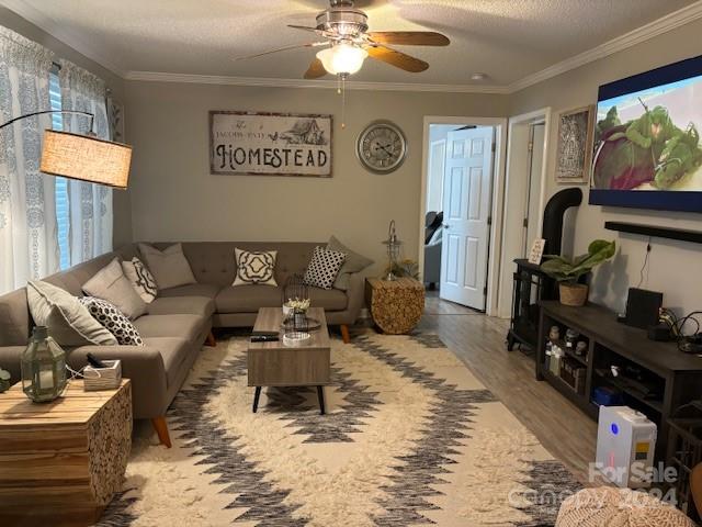 2019 Haire Road Fort Mill, SC 29715 - Photo 3 of 16 a living room with furniture and a flat screen tv