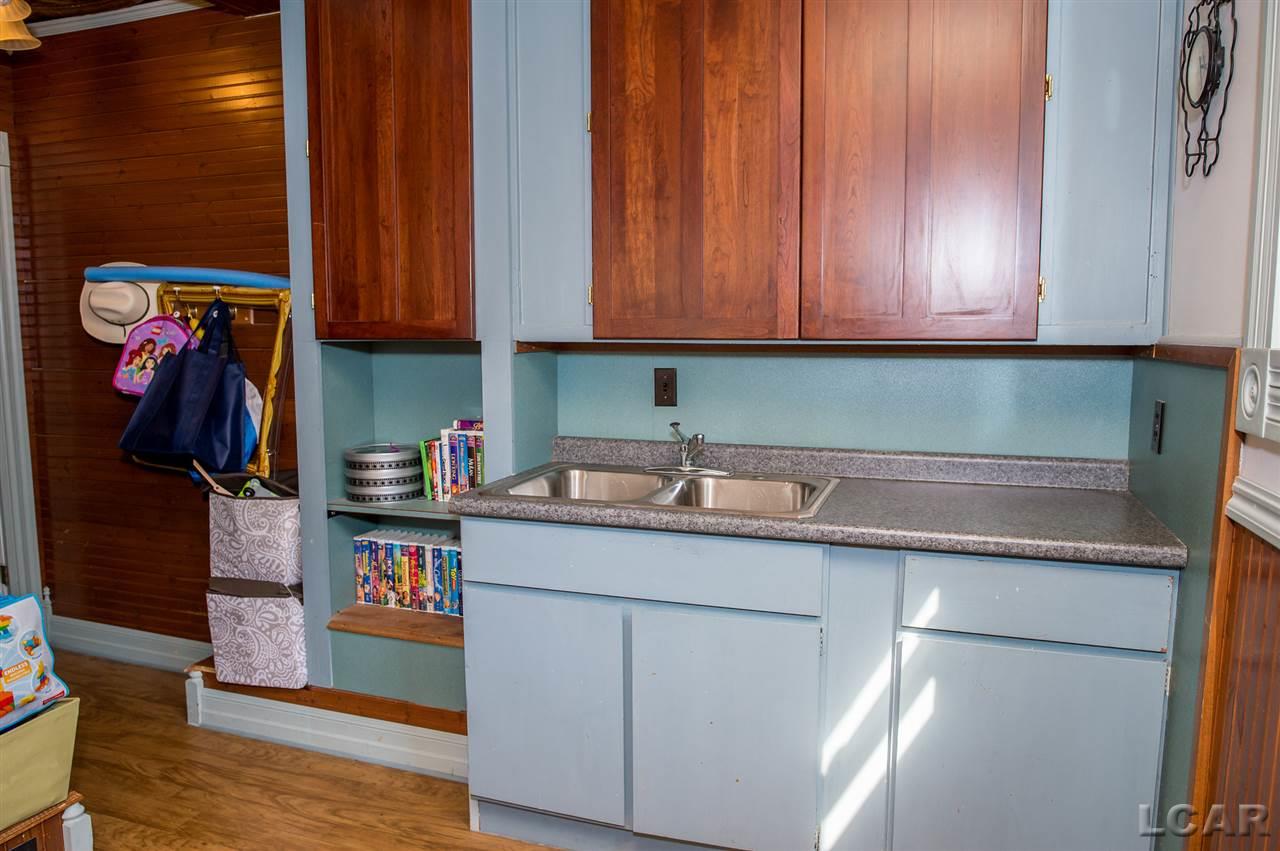731 Michigan Adrian, MI 49221 - Photo 31 of 43 Gallery Image 31