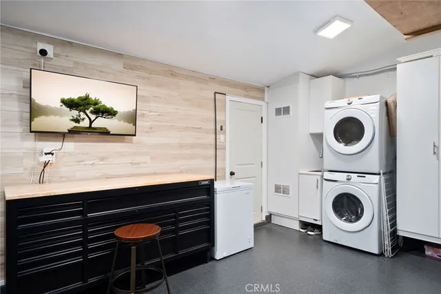 $1,799,999 | 2273 Columbia Drive, Costa Mesa, CA 92626