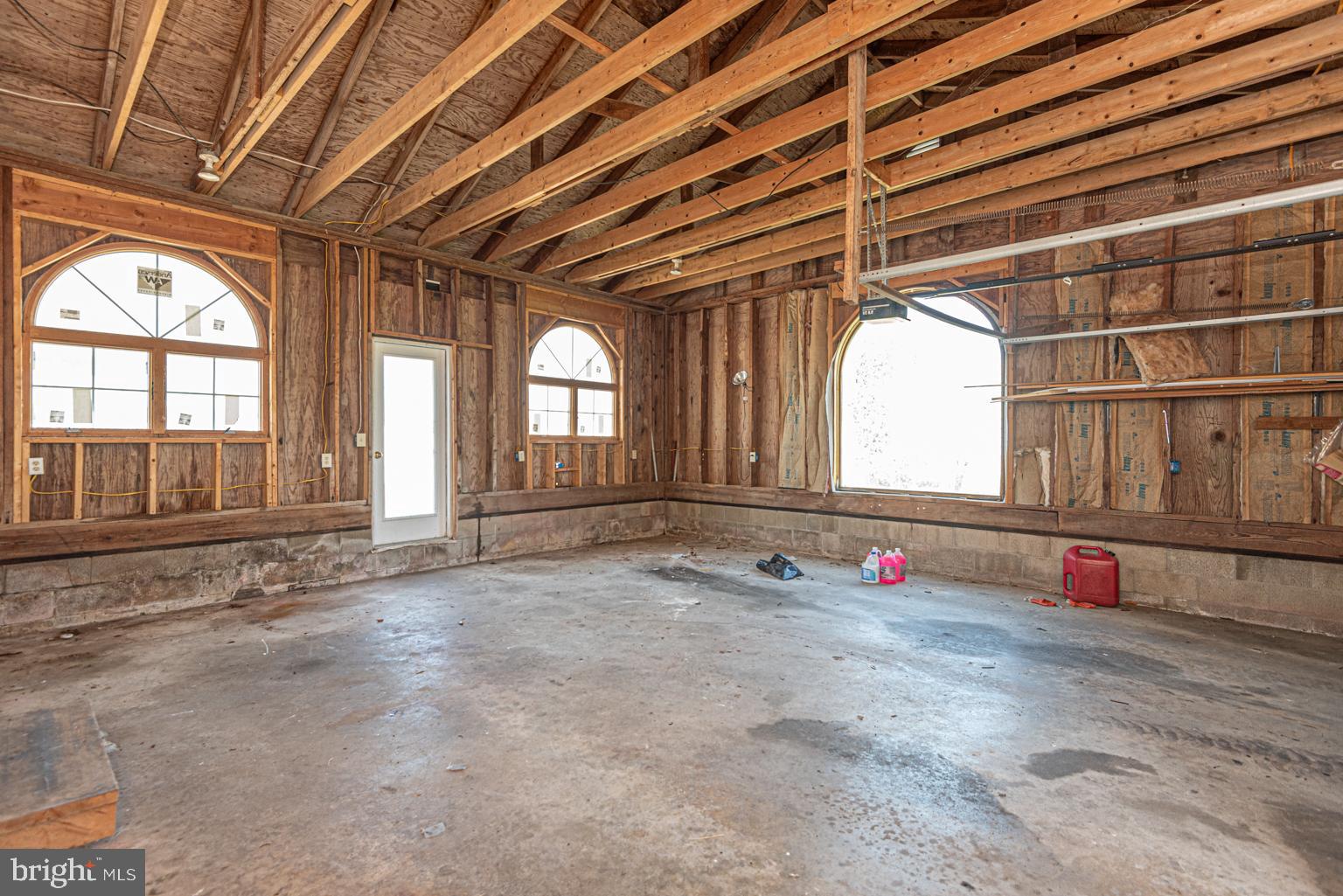 32810 Longridge Road Parsonsburg, MD 21849 - Photo 11 of 21 Garage