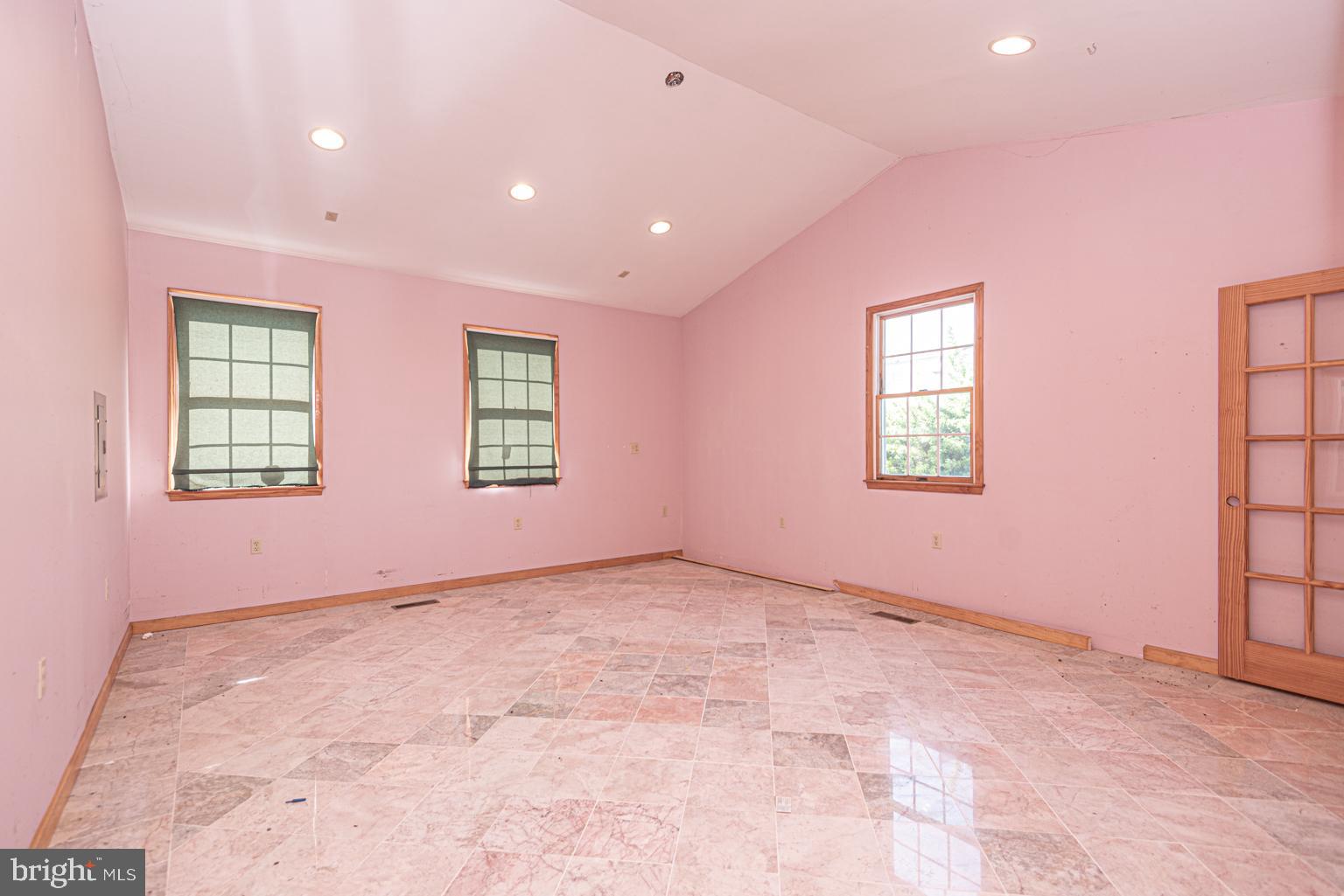 32810 Longridge Road Parsonsburg, MD 21849 - Photo 7 of 21 Art studio