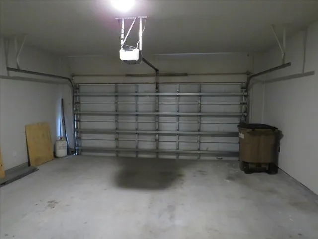 $1,900 | 5309 Abbeville Court, Dickinson, TX 77539