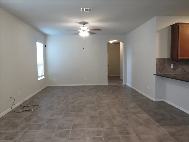 $1,900 | 5309 Abbeville Court, Dickinson, TX 77539