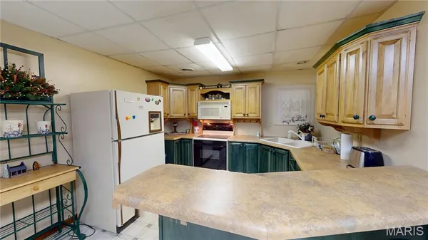 $549,000 | 1015 East Oak Street, Greenville, IL 62246