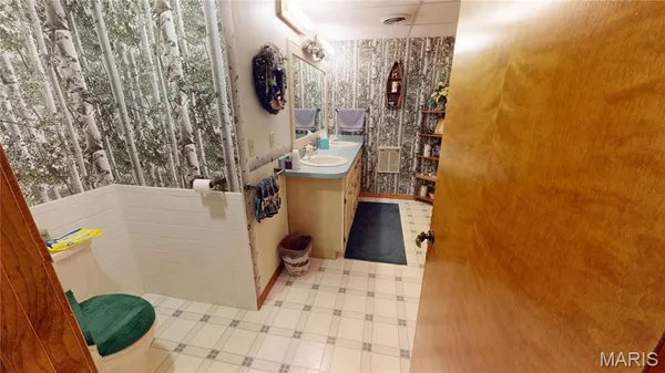 $549,000 | 1015 East Oak Street, Greenville, IL 62246