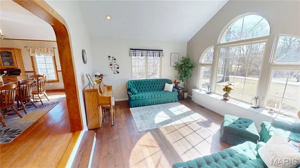 $549,000 | 1015 East Oak Street, Greenville, IL 62246