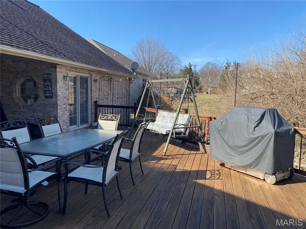 $549,000 | 1015 East Oak Street, Greenville, IL 62246