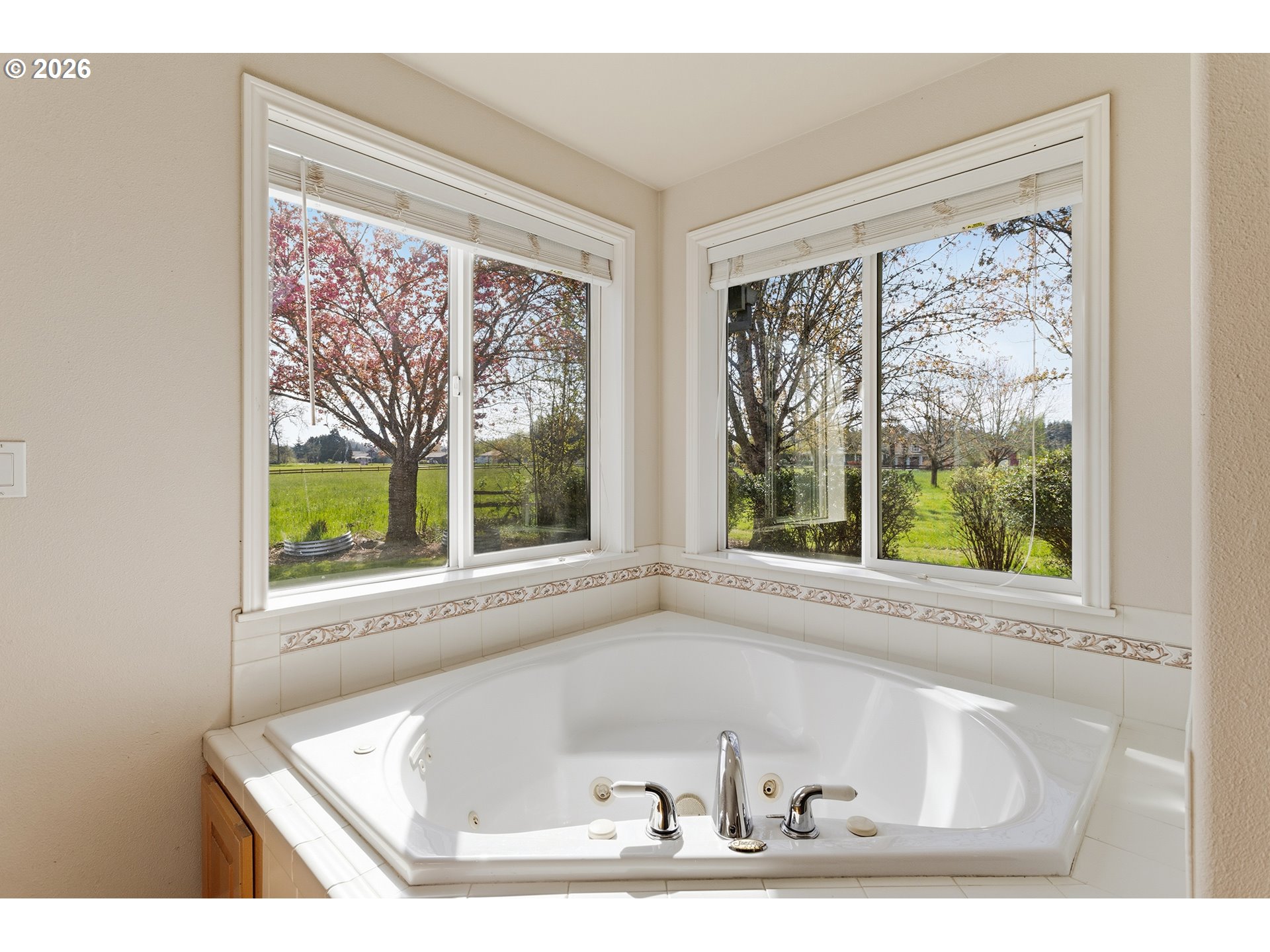 22405 Northeast Sunnycrest Road Newberg, OR 97132 - Photo 24 of 48