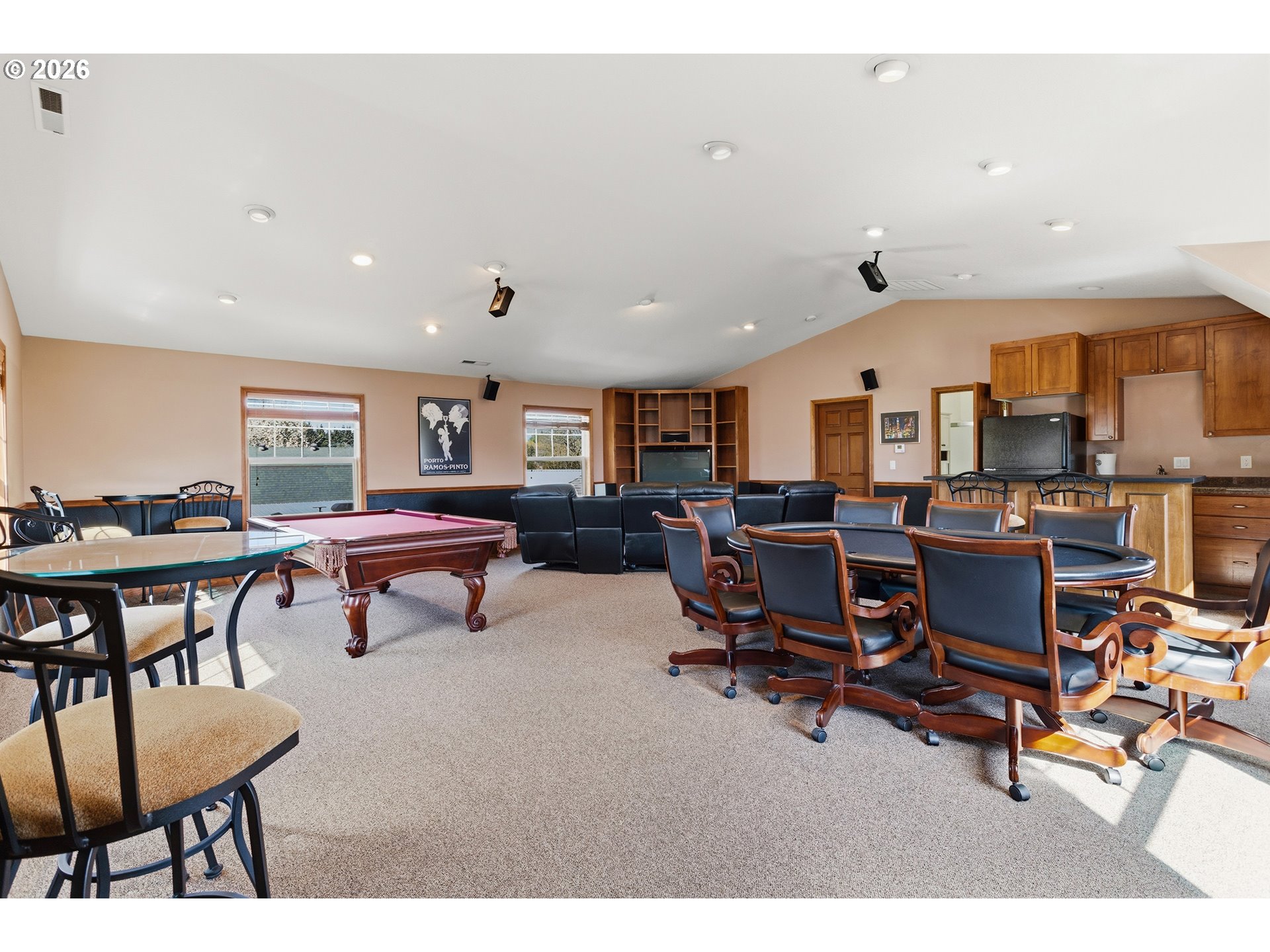 22405 Northeast Sunnycrest Road Newberg, OR 97132 - Photo 29 of 48