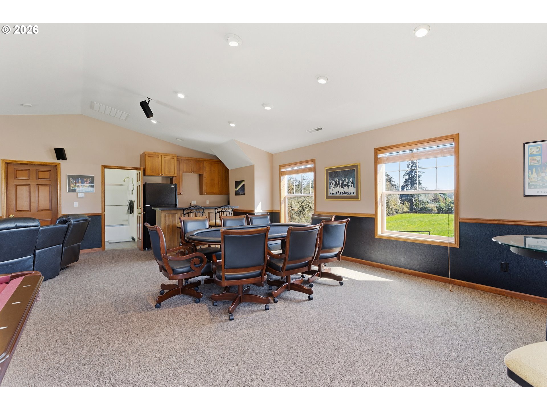 22405 Northeast Sunnycrest Road Newberg, OR 97132 - Photo 31 of 48