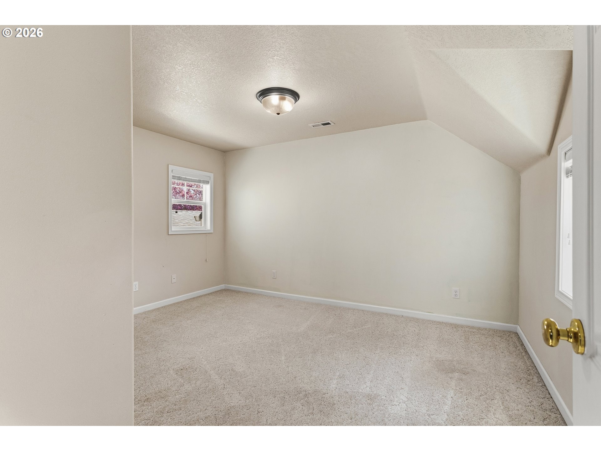 22405 Northeast Sunnycrest Road Newberg, OR 97132 - Photo 37 of 48