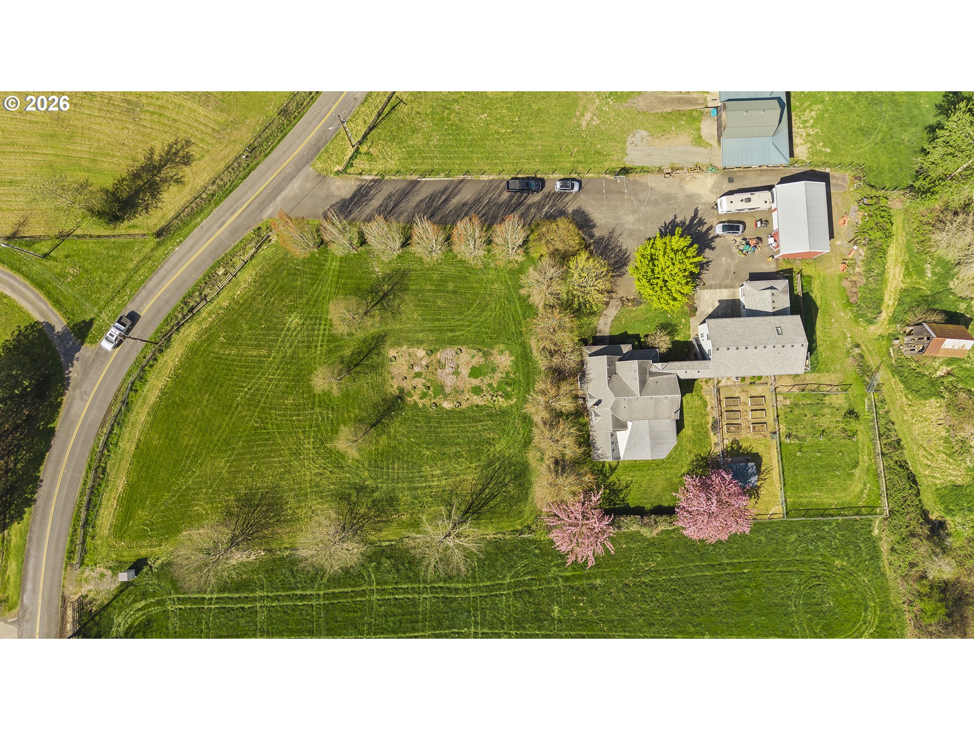 22405 Northeast Sunnycrest Road Newberg, OR 97132 - Photo 5 of 48