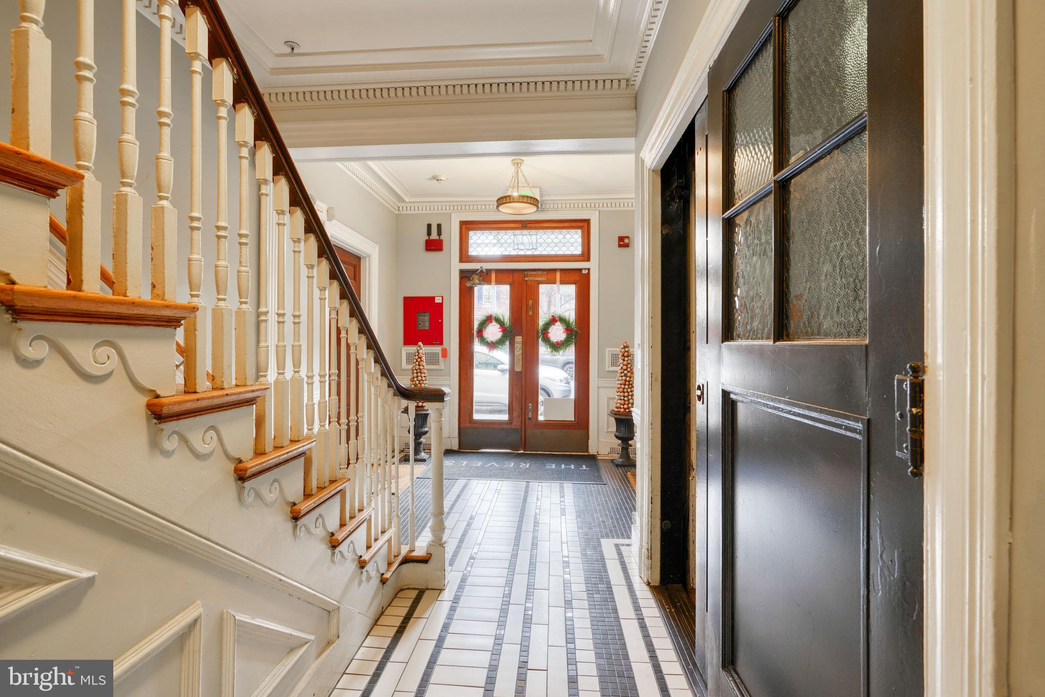 104 West Madison Street, Unit 7 Baltimore, MD 21201 - Photo 12 of 30 Elevator on right side of photo