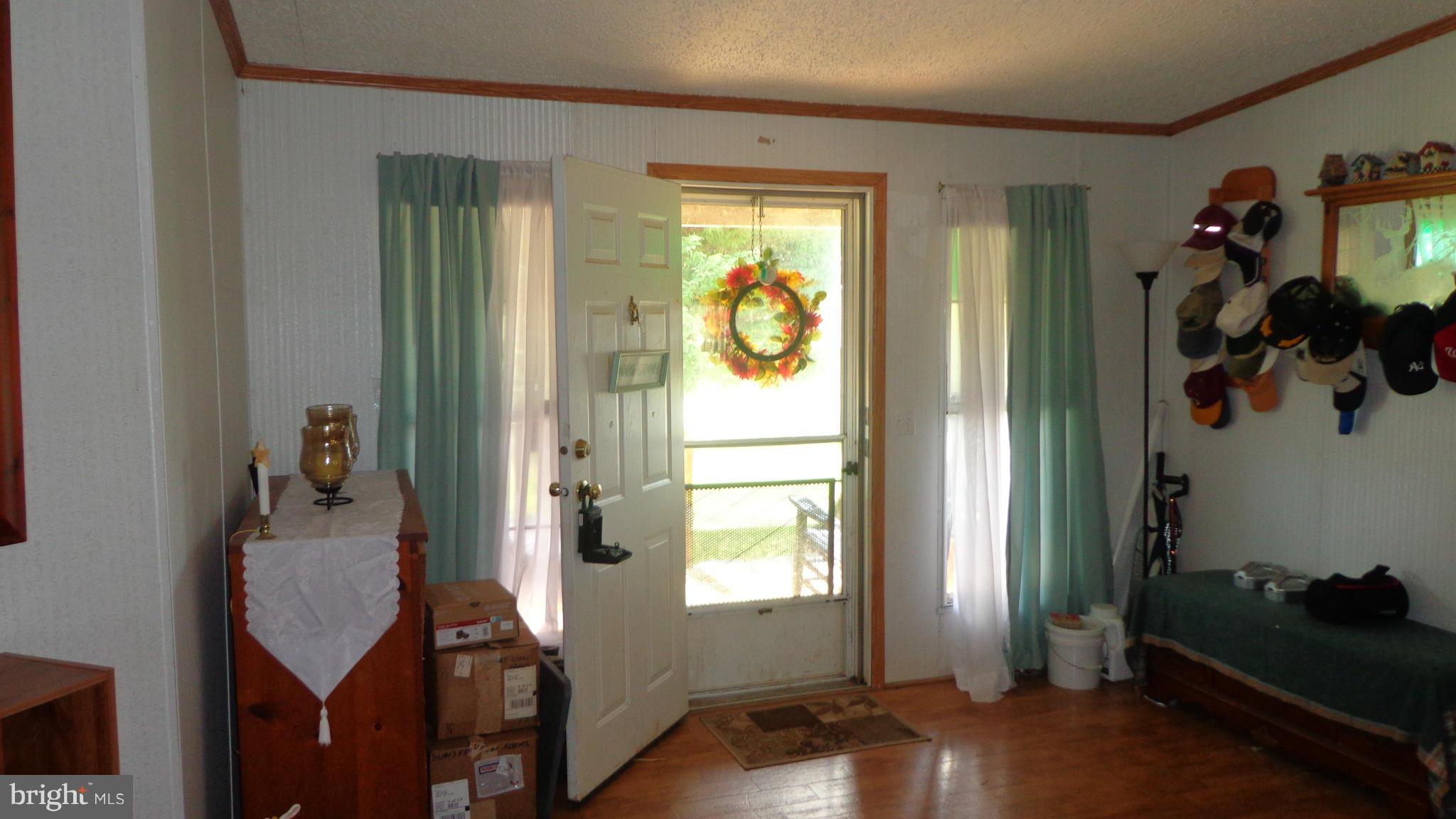 3305 Cabin Road Reva, VA 22735 - Photo 9 of 26 Interior (General)