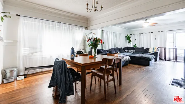 $1,369,000 | 735 Locust Avenue, Long Beach, CA 90813