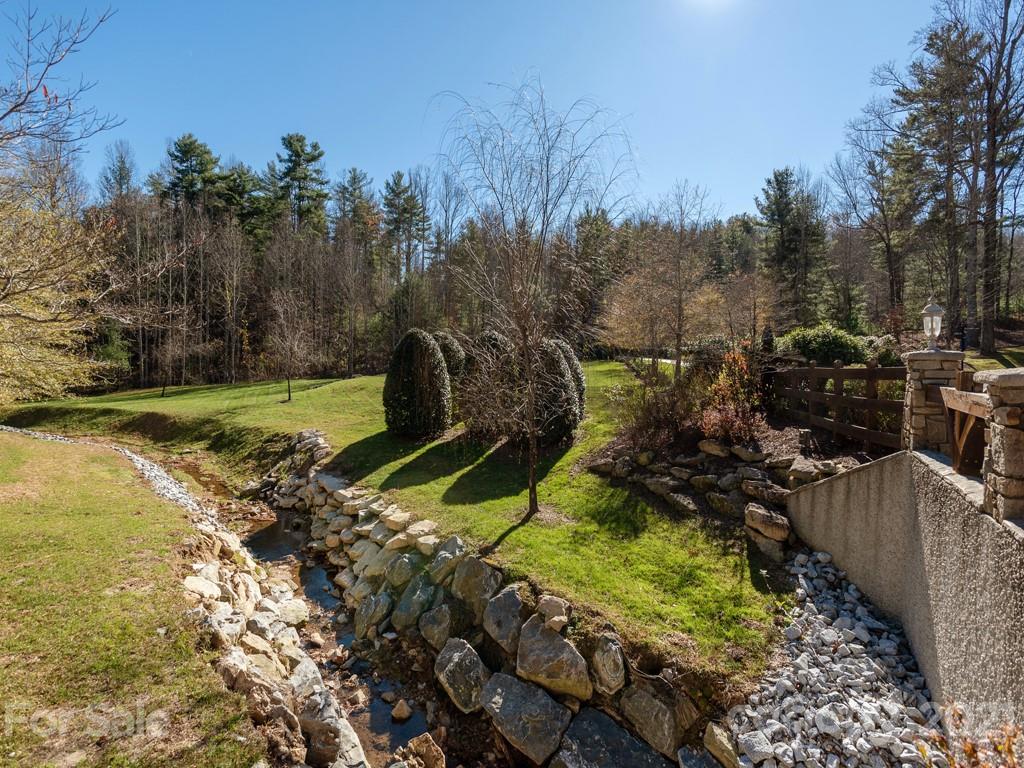 23 Monarch Road Hendersonville, NC 28739 - Photo 8 of 11 Gallery Image 8