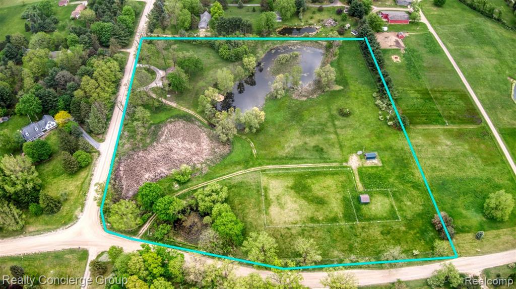 2110 East Clyde Road Howell, MI 48855 - Photo 38 of 44
