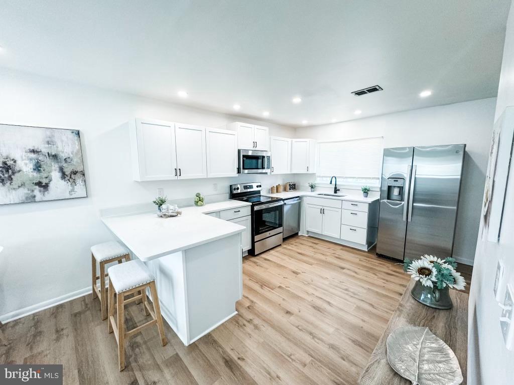 200 Pilgrim Road New Castle, DE 19720 - Photo 6 of 18 Kitchen