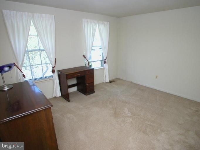 933 Pointer Ridge Drive Gaithersburg, MD 20878 - Photo 4 of 20 Bedroom #1
