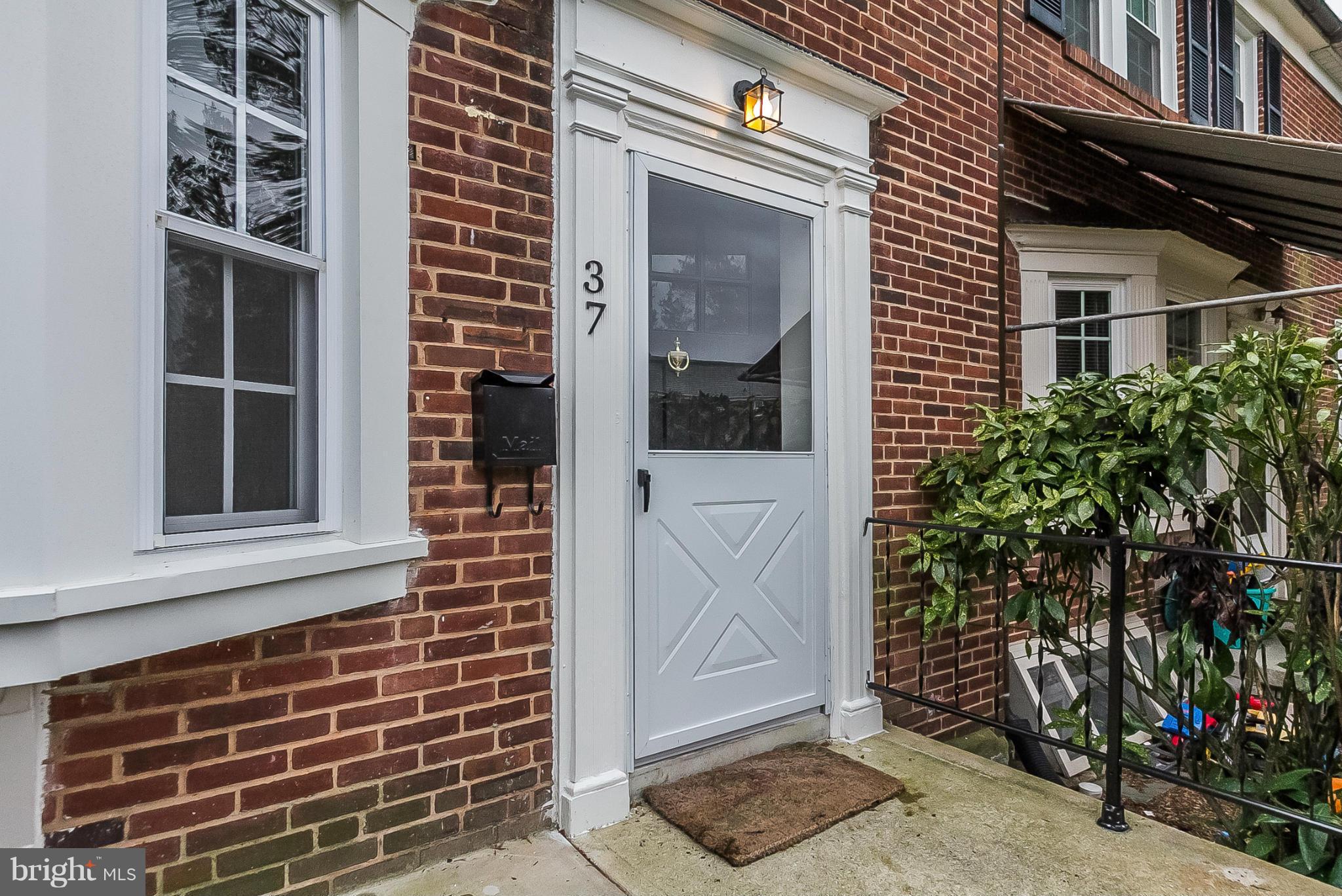 37 Dunkirk Road Baltimore, MD 21212 - Photo 3 of 30 Exterior (Front)