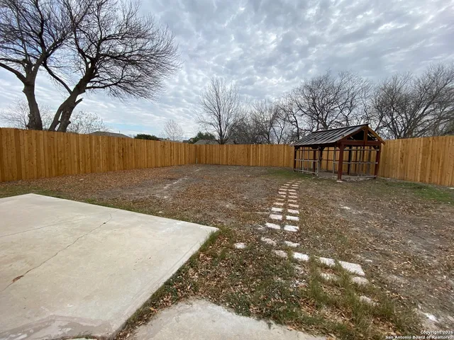 $1,550 | 2110 Calle Estrella, San Antonio, TX 78226