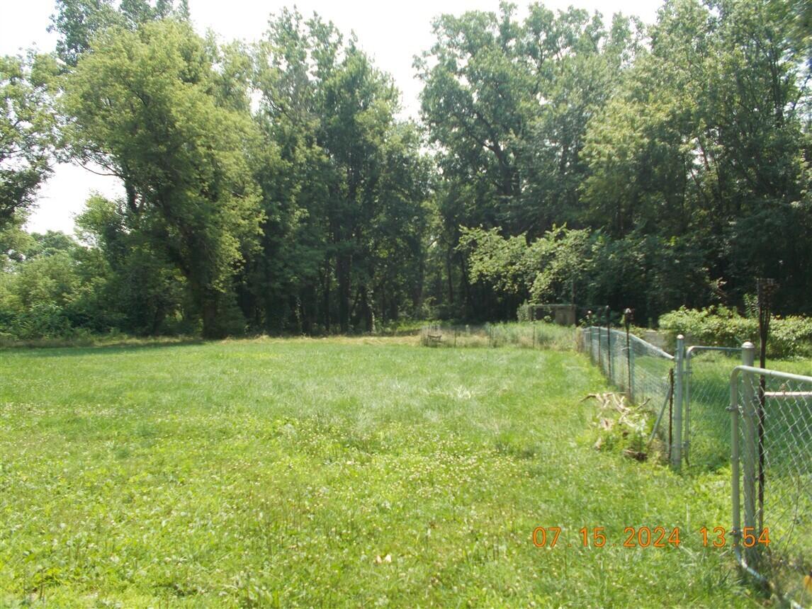 8350 Willow Road Milan, MI 48160 - Photo 3 of 21 DSCN1773