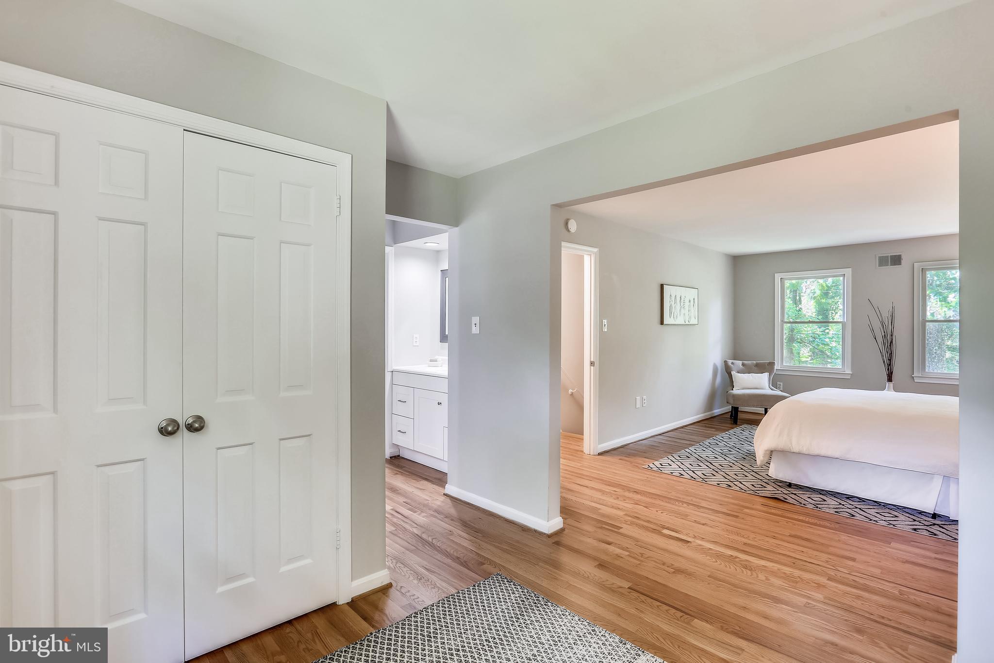 9501 Hall Road Potomac, MD 20854 - Photo 21 of 43