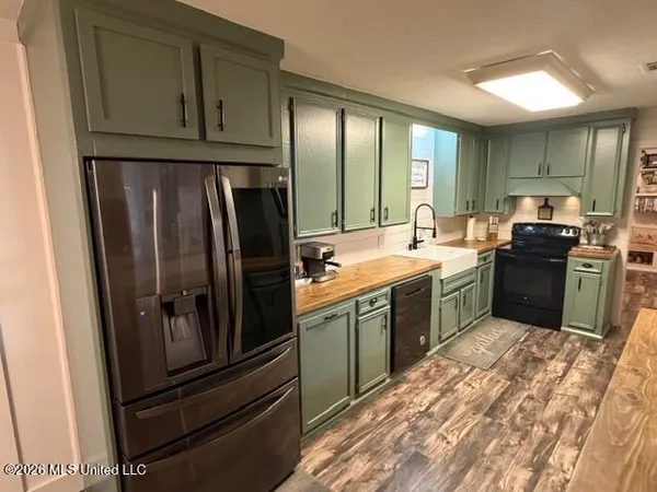 $384,900 | 109 Highway 541, Mendenhall, MS 39114