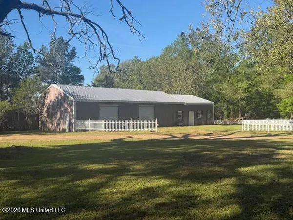 $384,900 | 109 Highway 541, Mendenhall, MS 39114