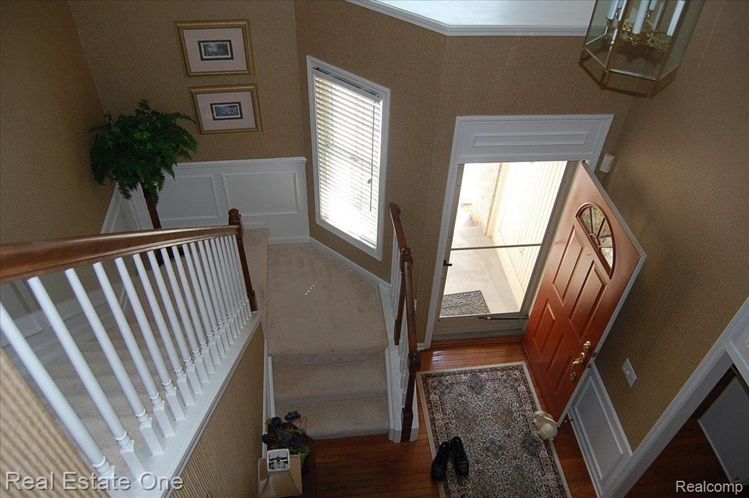1126 Rock Valley Drive, Unit 47 Rochester, MI 48307 - Photo 4 of 14 Rock Valley 1127 040