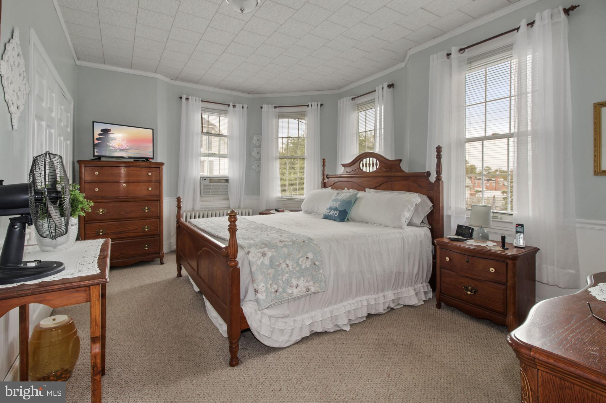 1014 Haverhill Road Baltimore, MD 21229 - Photo 15 of 24 Gallery Image 15